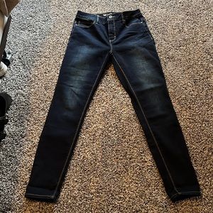 Skinny jeans / 4 regular